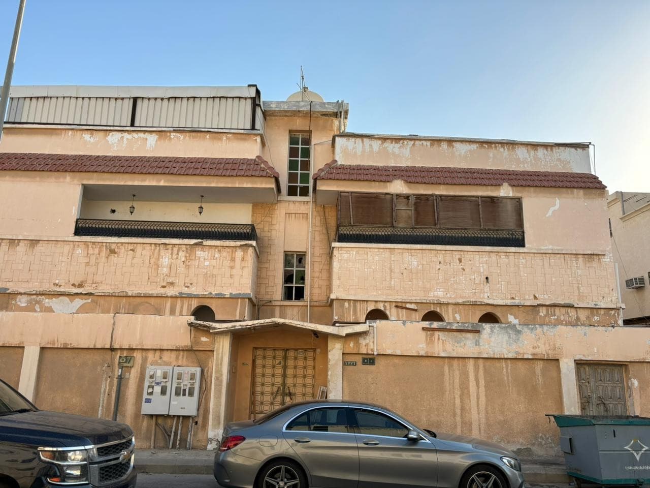 Demolition villa for sale 0