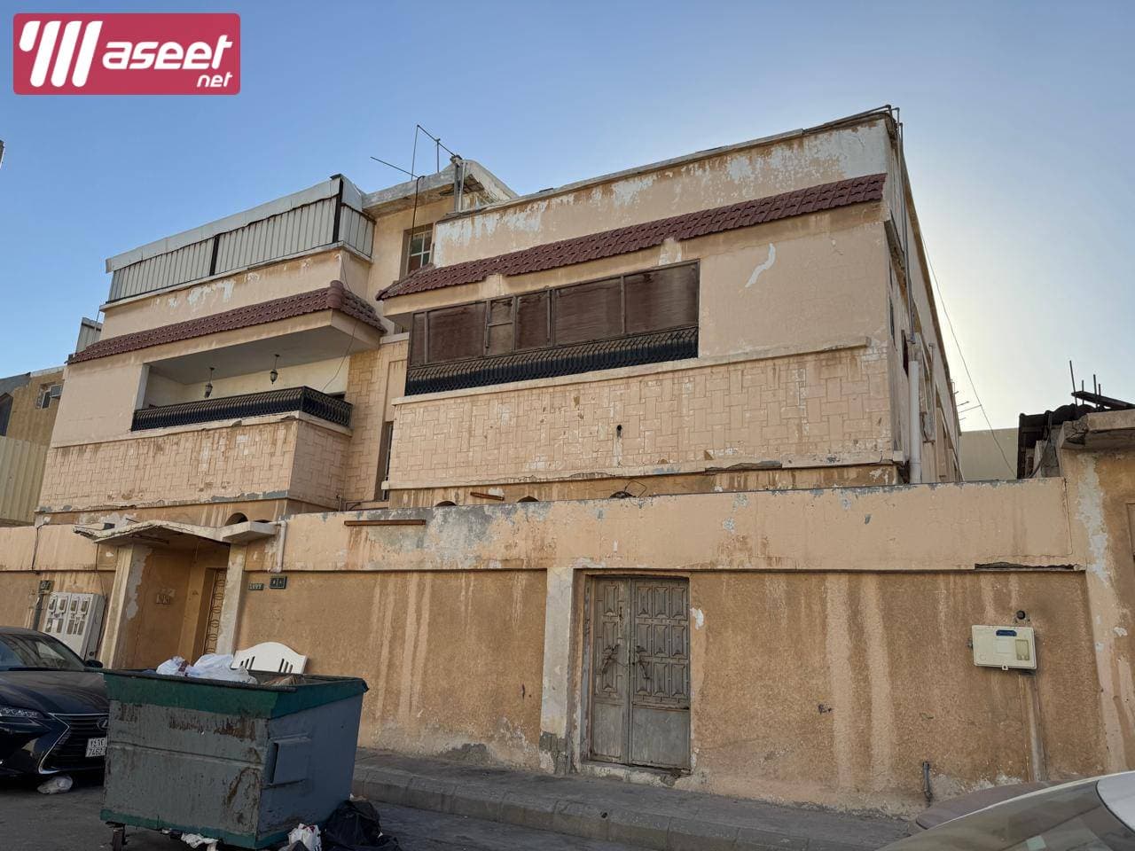 Demolition villa for sale 1