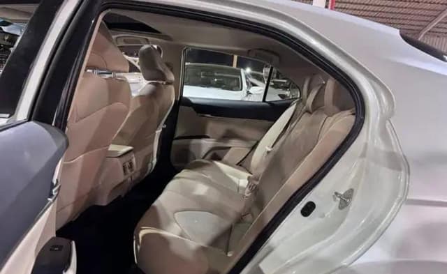 Toyota Camry 2018