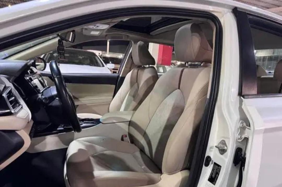 Toyota Camry 2018 7