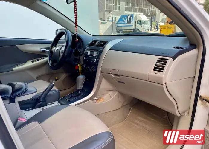 Toyota Corolla model 2013 3