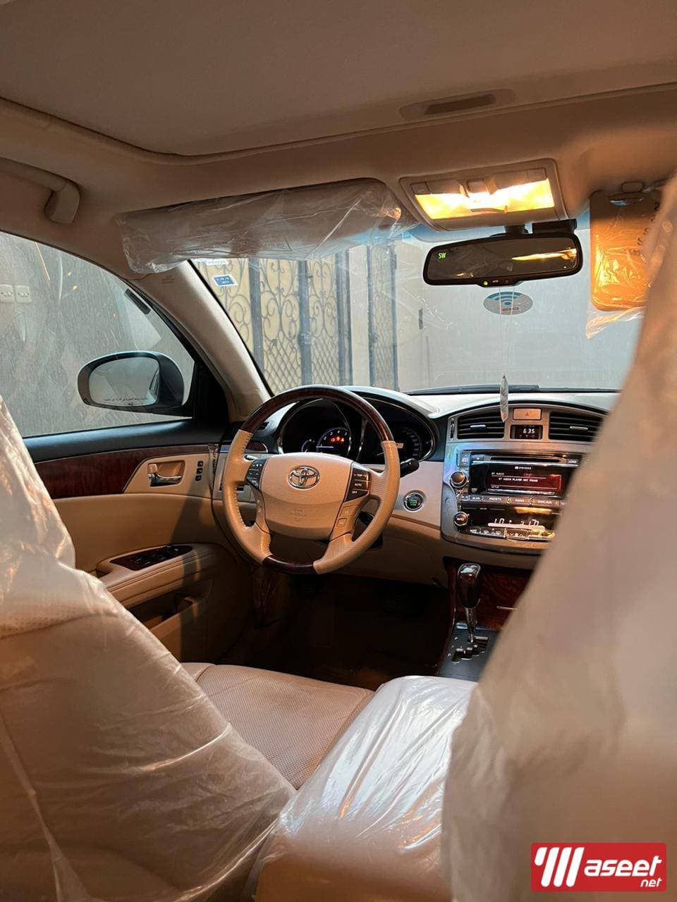 TOYOTA AVALON MODEL 2012 2