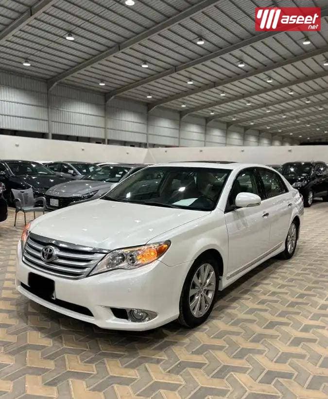 TOYOTA AVALON MODEL 2012 6