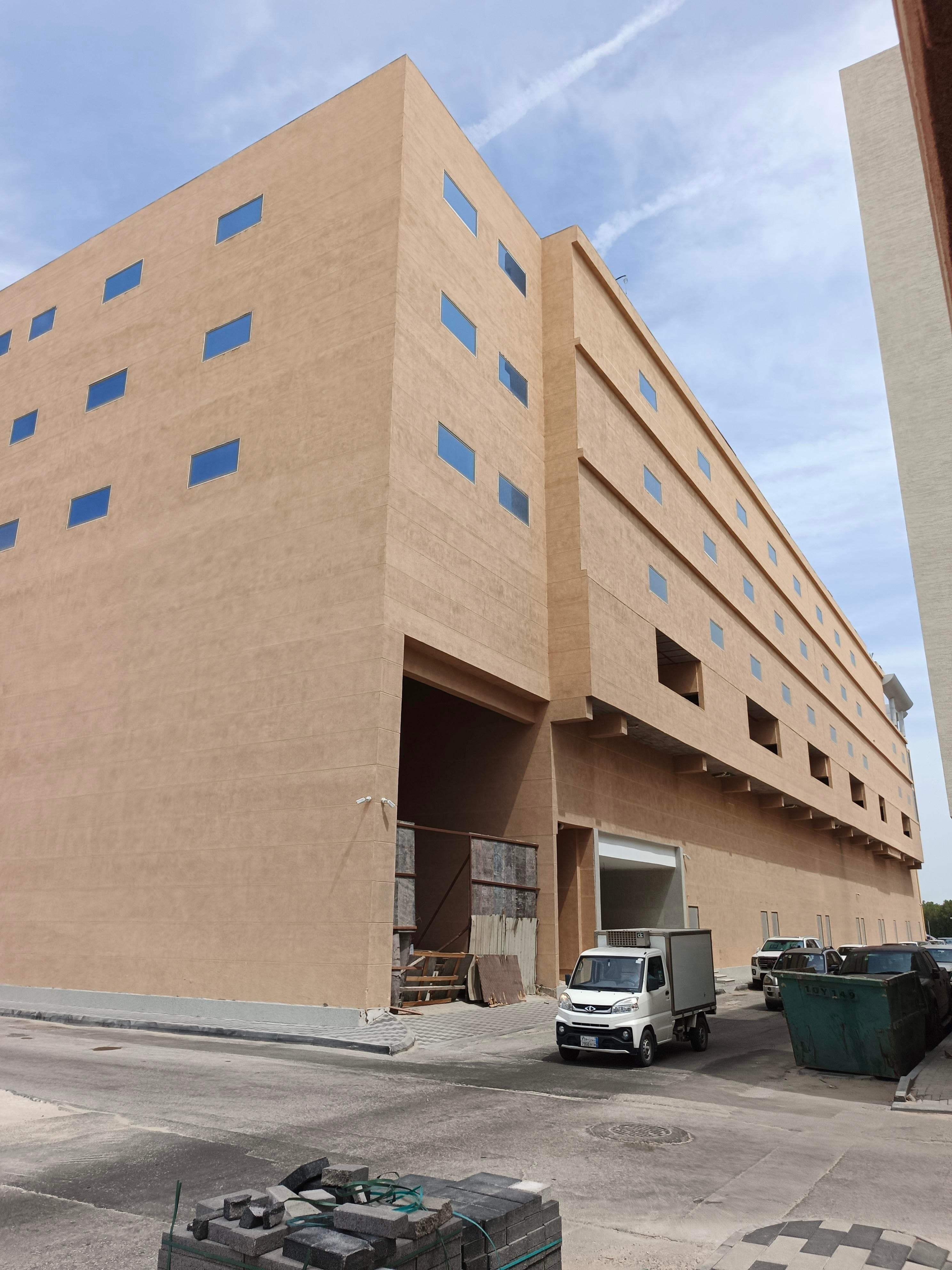 A new and complete shopping mall 4