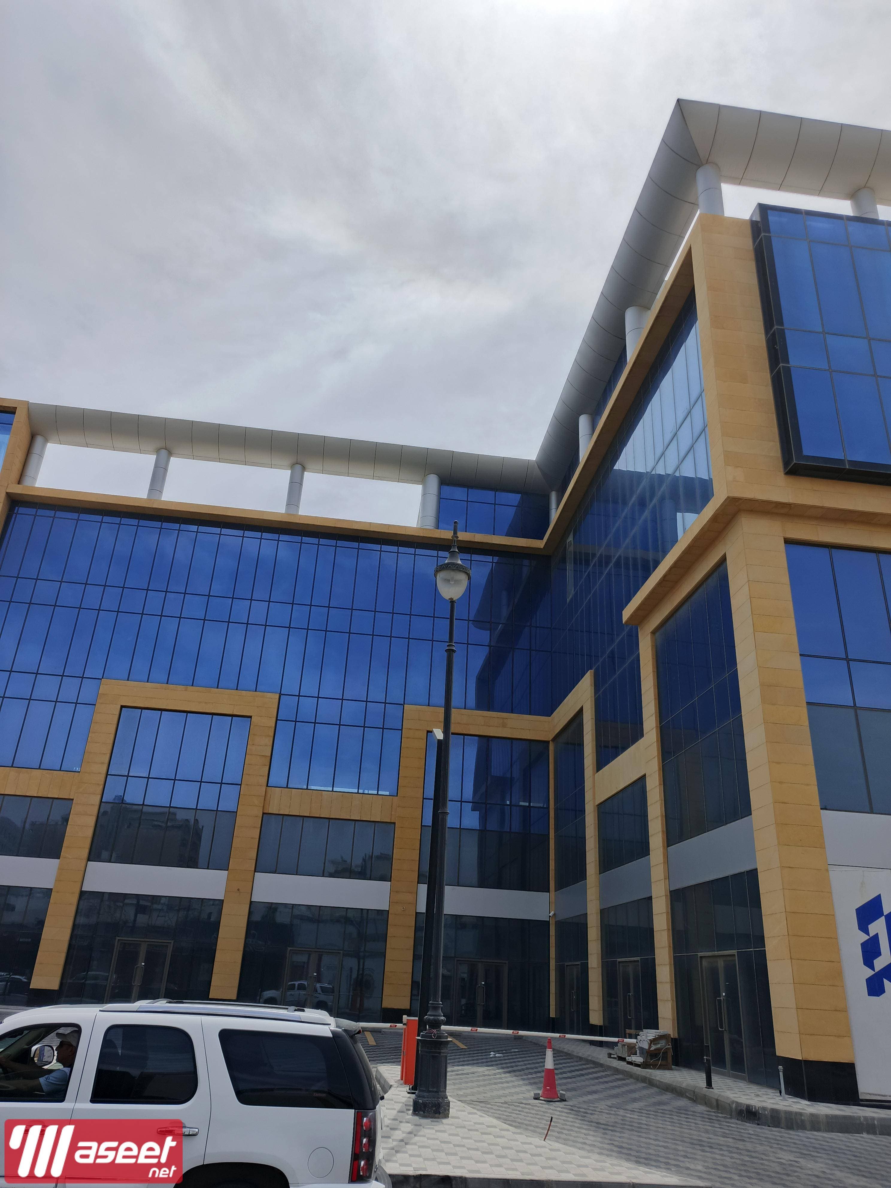 A new and complete shopping mall 2