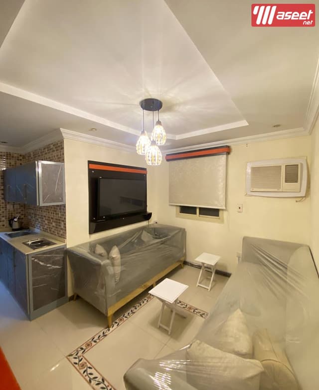 Apartment in Al-Safah neighborhood, room and hall for long term rent