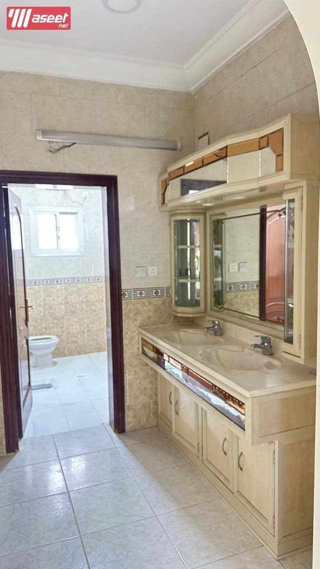 Residential building for sale, two floors in the annex in Jeddah, Al-Ajawad neighborhood