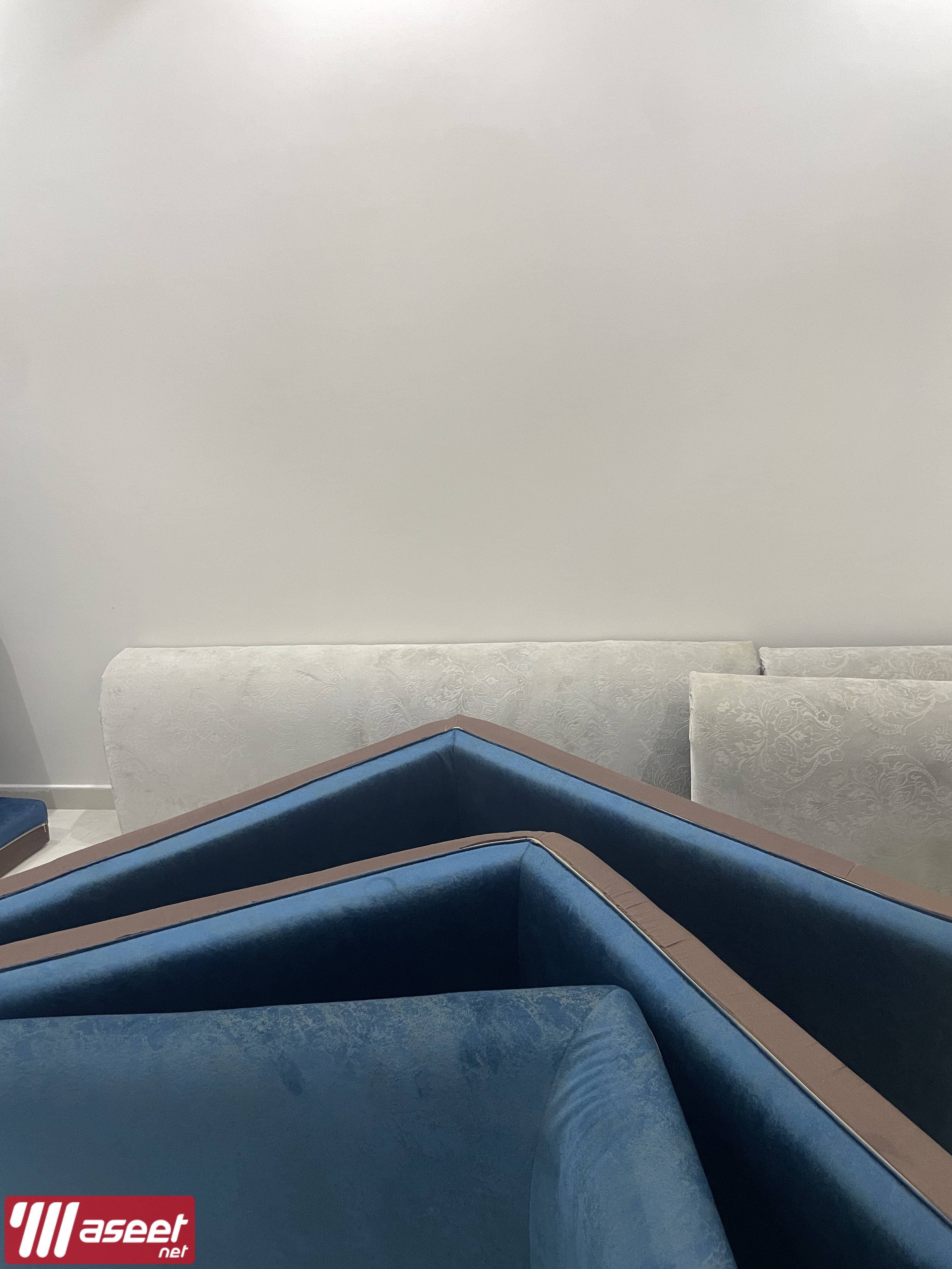 Men's council sofa   7