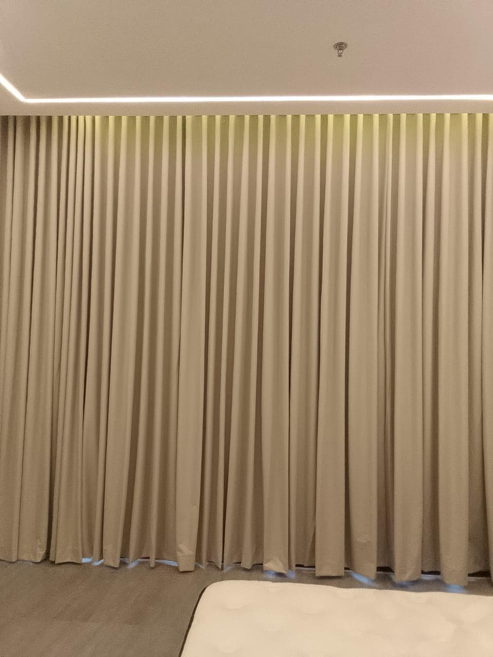 WiFi curtains and sofa upholstery 3