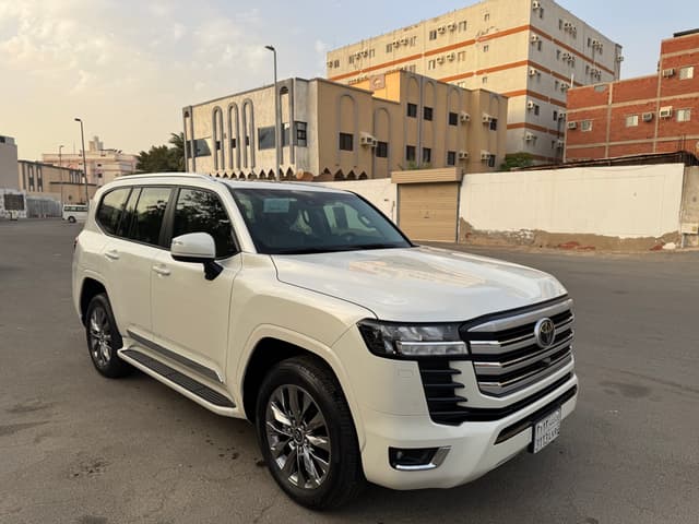 TOYOTA LAND CRUISER 2024