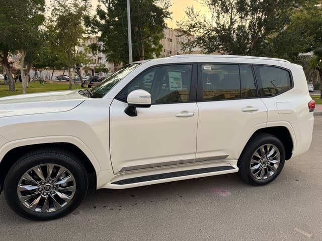 TOYOTA LAND CRUISER 2024