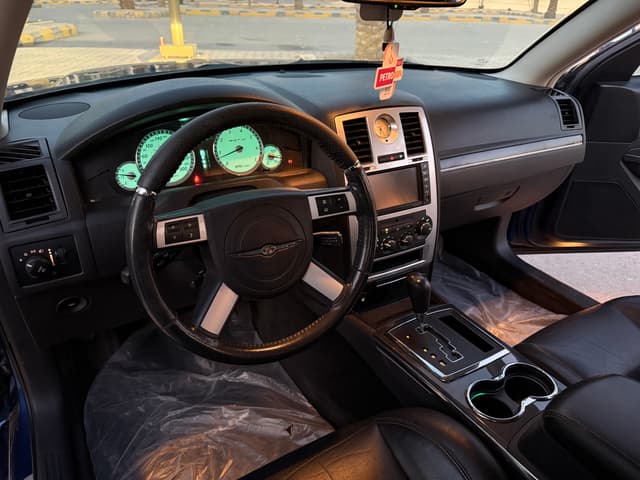 Chrysler c300 2010 for sale