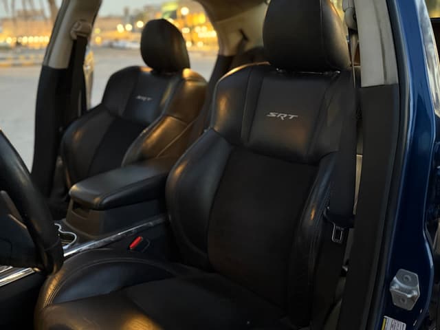 Chrysler c300 2010 for sale