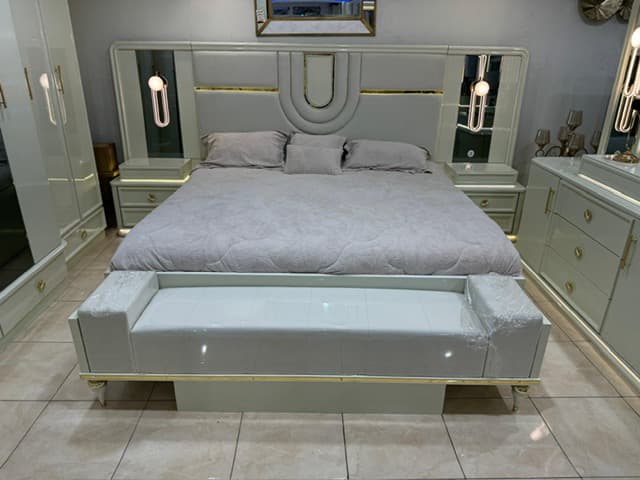 Elegant bedroom with modern design model 2423