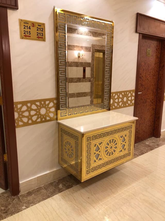فندق العزيزية الجنوبية  خلف بنك الراجحي 