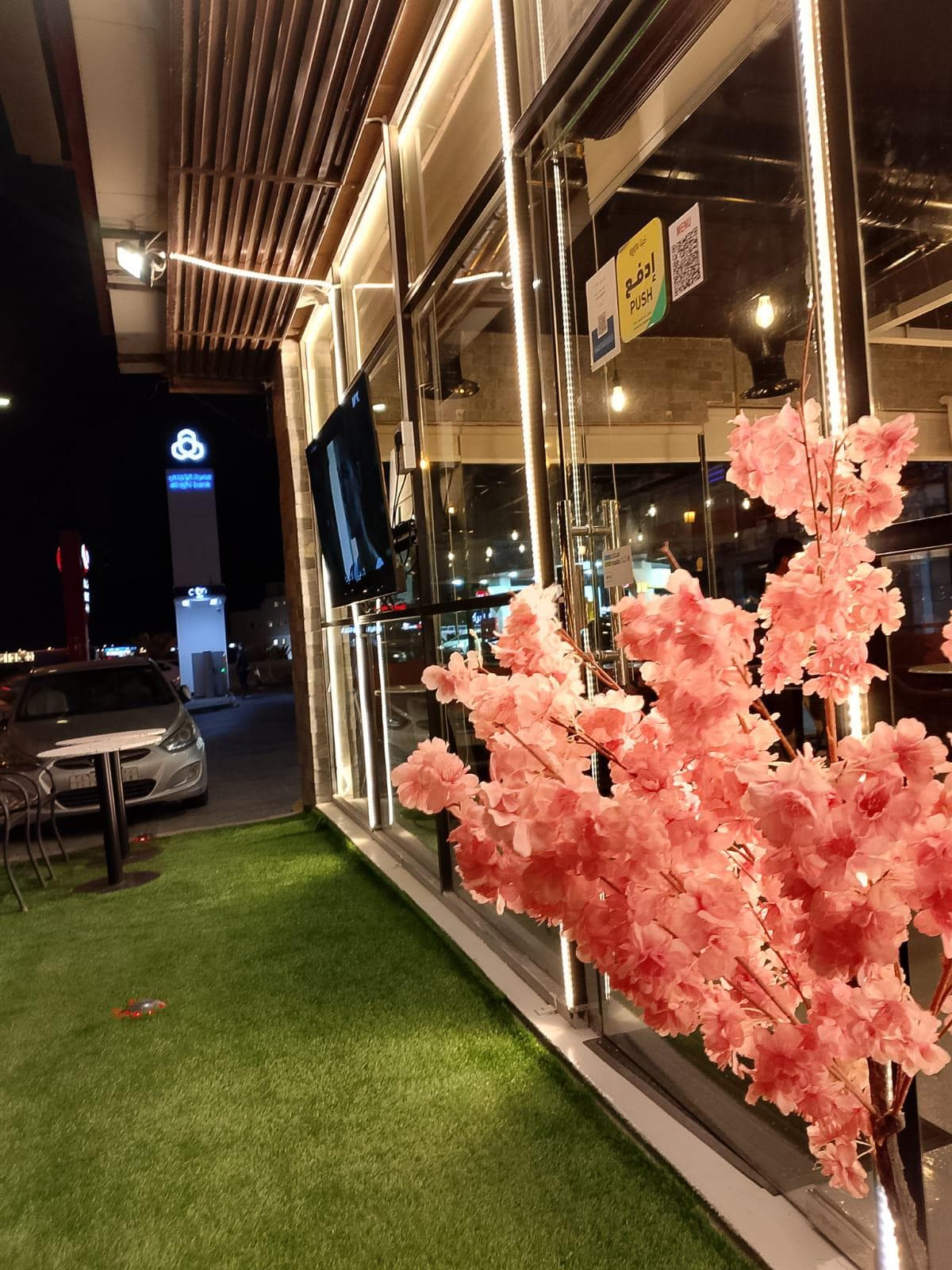 for rent  cafe in a great location 3