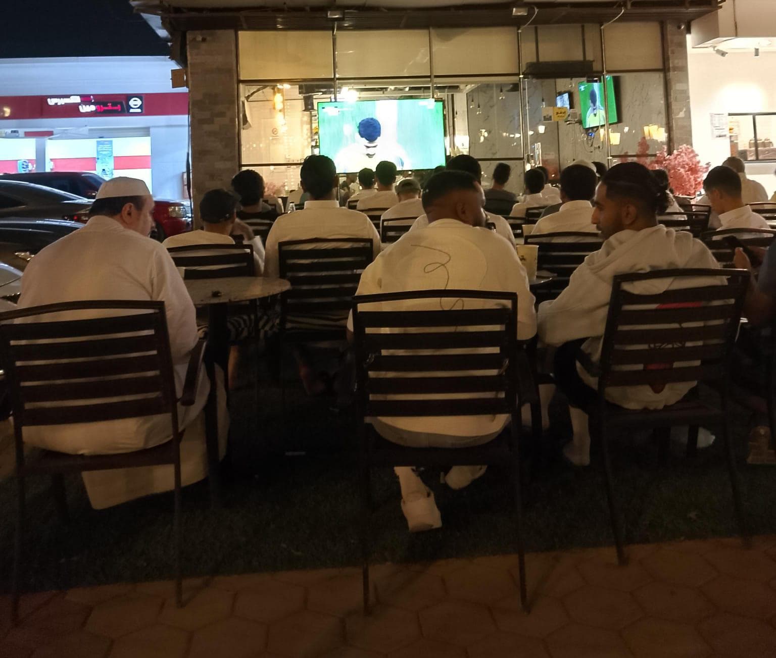 for rent  cafe in a great location 4