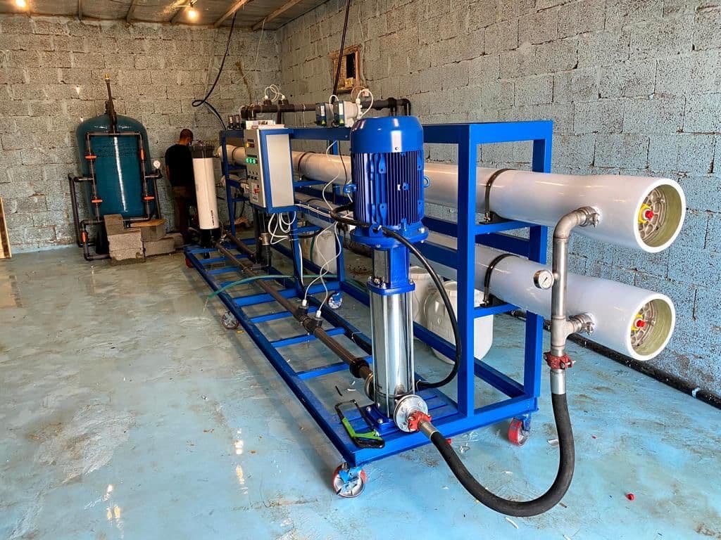 Well and seawater desalination plants and production lines  1