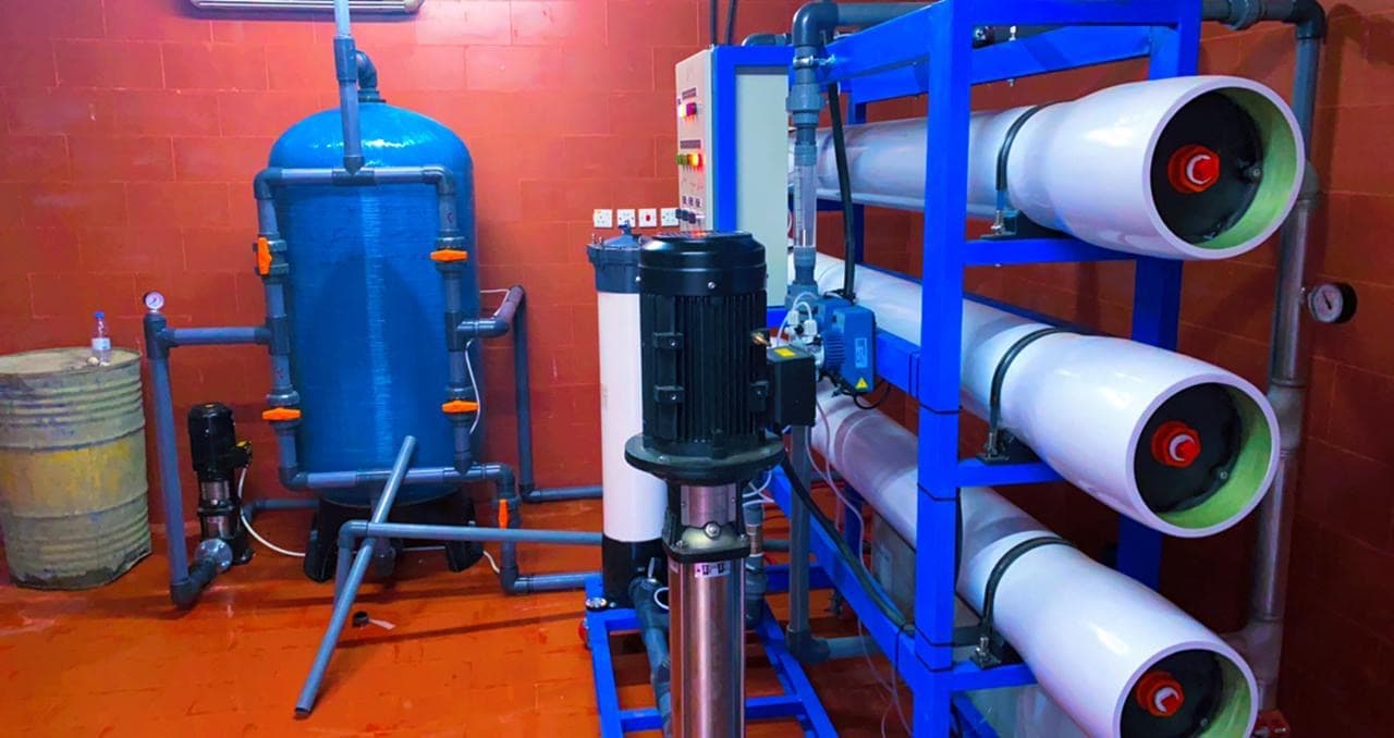 Well and seawater desalination plants and production lines  7