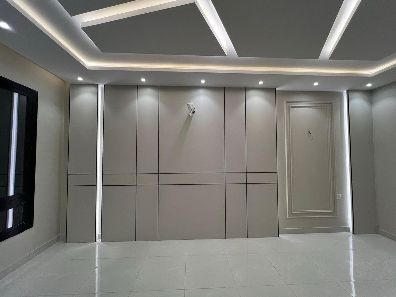 A unique and luxurious apartment in the most prestigious neighborhoods of Mecca  1