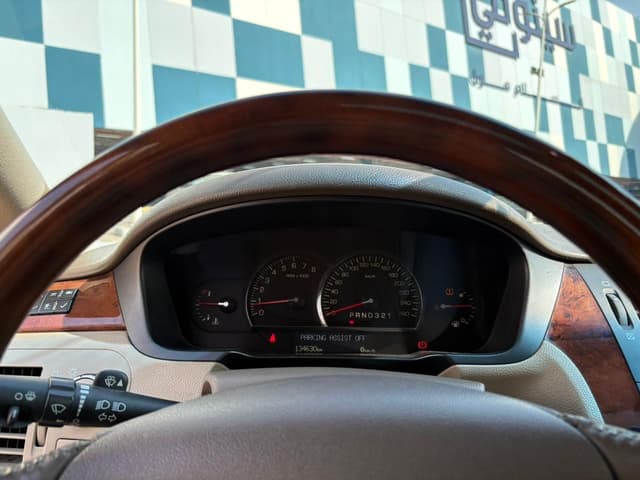 For sale Cadillac DTS model 2006