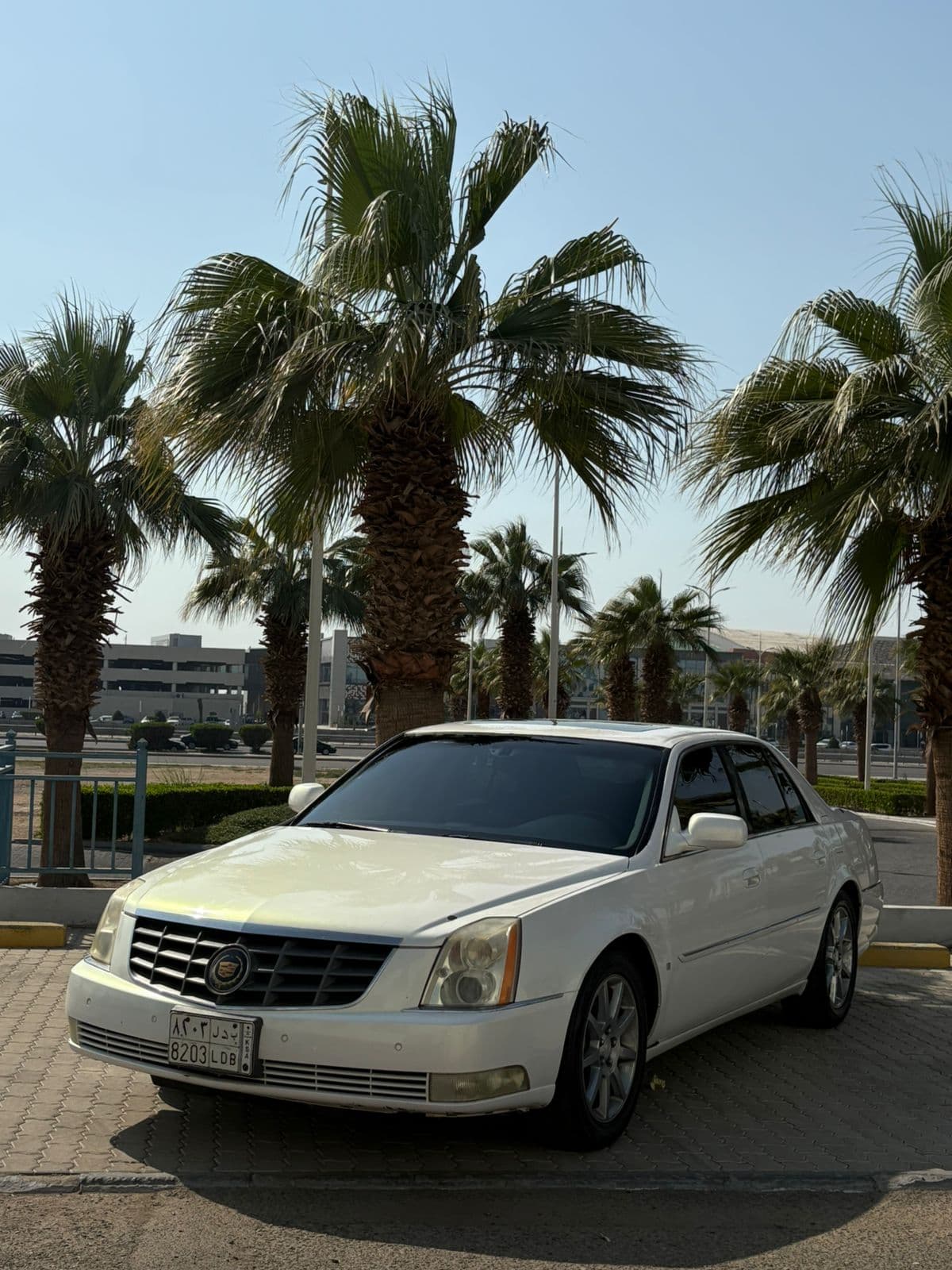 For sale Cadillac DTS model 2006 5