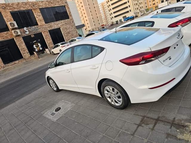 الينترا 2017