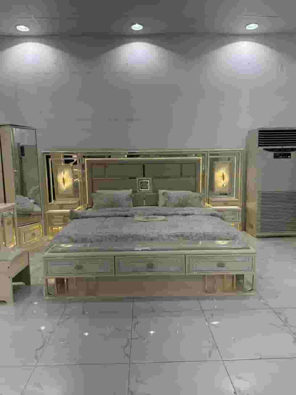 غرفة نوم جديدة بتصميم مميز موديل LONA غرفة نوم جديدة بتصميم مميز موديل LONA